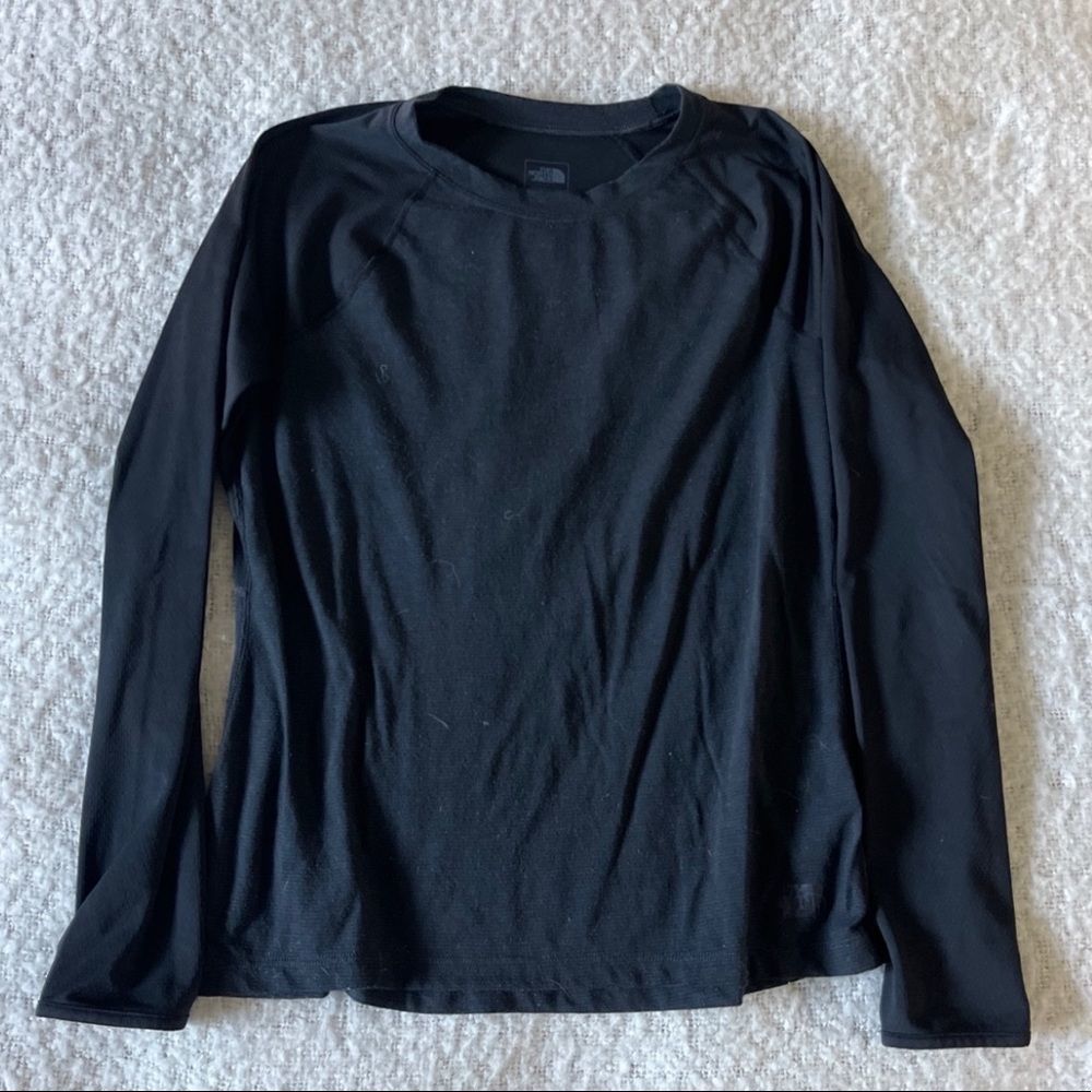 North Face long sleeve tee size M